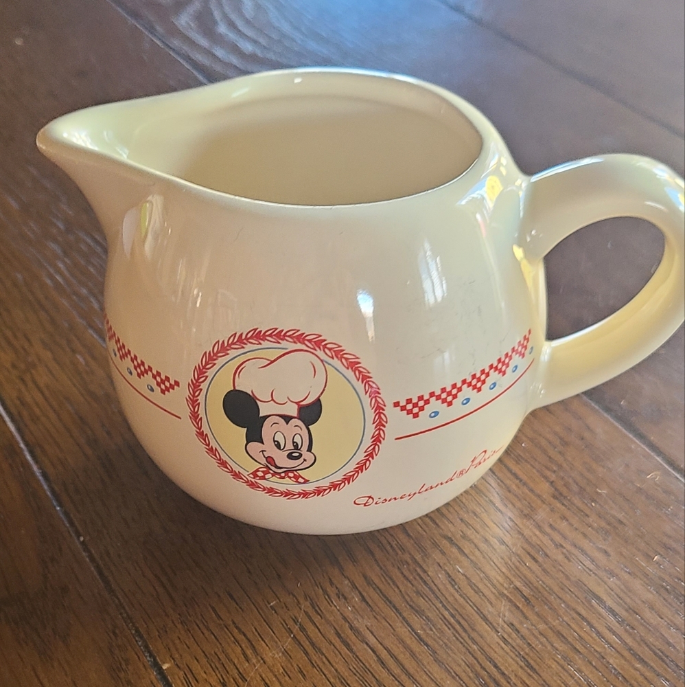 Disneyland Paris Mickey Mouse Gourmet creamer